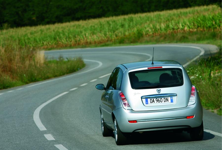 Lancia Ypsilon 2007 года  (фото 12 из 49)